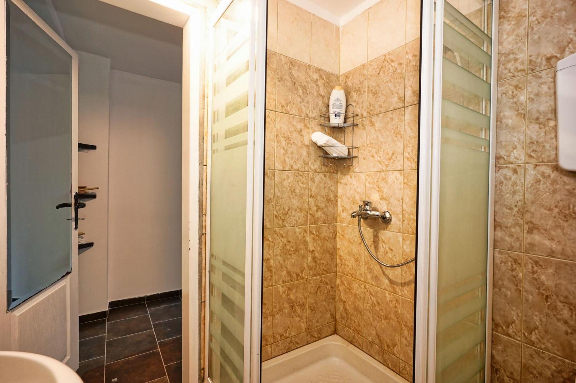 Apartmán Zmaj Ognjeni Etno Concept Kupinovo Exteriér fotografie